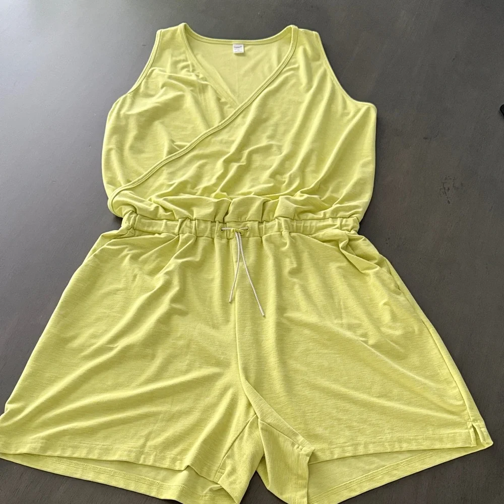 Old Navy Active Yellow Romper - Picture 1 of 7